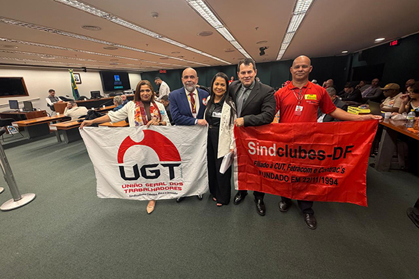 UGT-BA mantém representantes em Brasília para acompanhar PEC do fim da escala 6x1