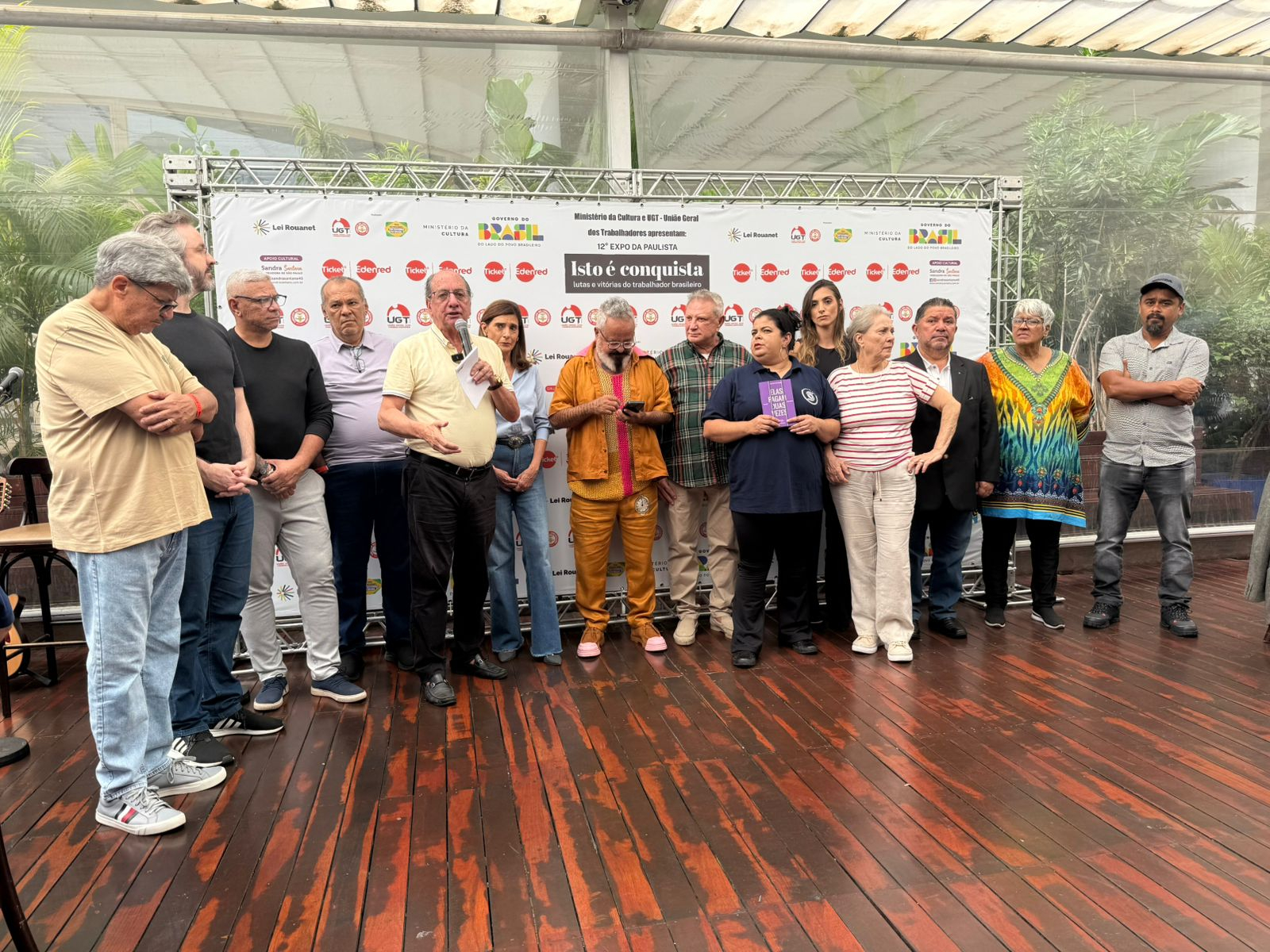 UGT lança exposição na Avenida Paulista com café da manhã no Blue Note e reúne lideranças, artistas e autoridades
