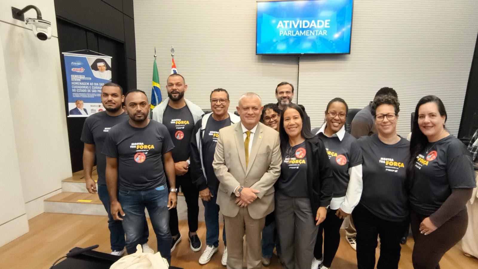 Diretoria do Sinsaúde participa de seminário na Alesp sobre a regulamentação da profissão de cuidadores