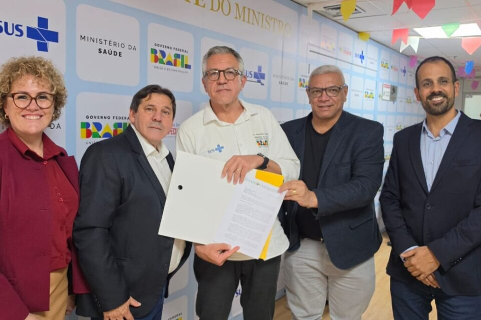 FEEAC-RS, Sindilimp Caxias e Seeac Porto Alegre participam de agenda no Ministério da Saúde para garantir prioridade na vacinação de trabalhadores da limpeza urbana