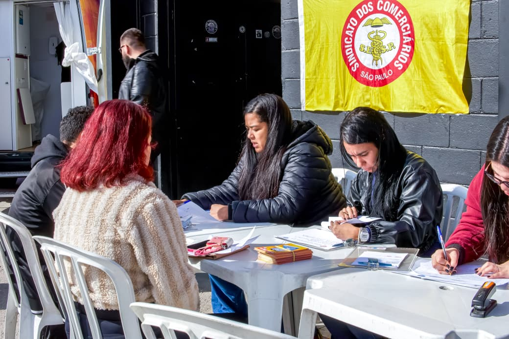 Ação de Empregabilidade leva oportunidades de trabalho, qualificação e serviços gratuitos à Zona Leste de São Paulo