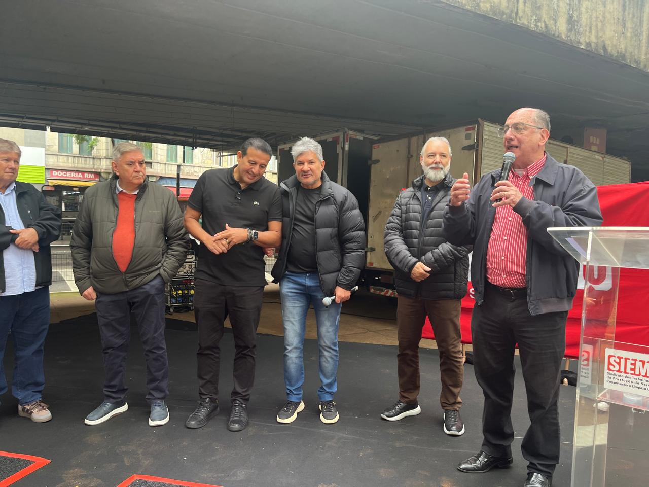 Ricardo Patah destaca importância dos trabalhadores da limpeza urbana em homenagem promovida pelo SIEMACO São Paulo