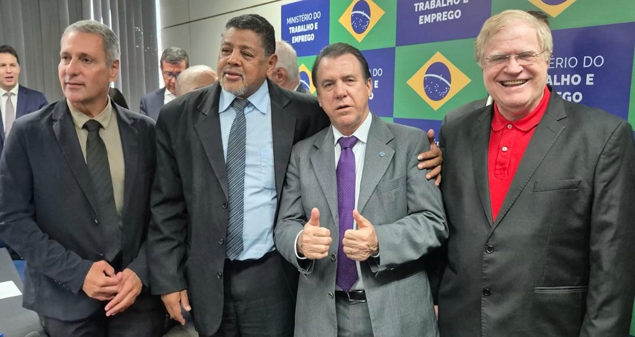 Trabalho no comércio em feriados passa a depender de Convenção Coletiva e fortalece negociação sindical
