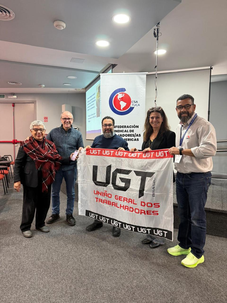 UGT PARTICIPA EM MONTEVIDÉU DE ENCONTRO SINDICAL SOBRE OS DESAFIOS DE UM NOVO CONTRATO SOCIAL PARA AS AMÉRICAS