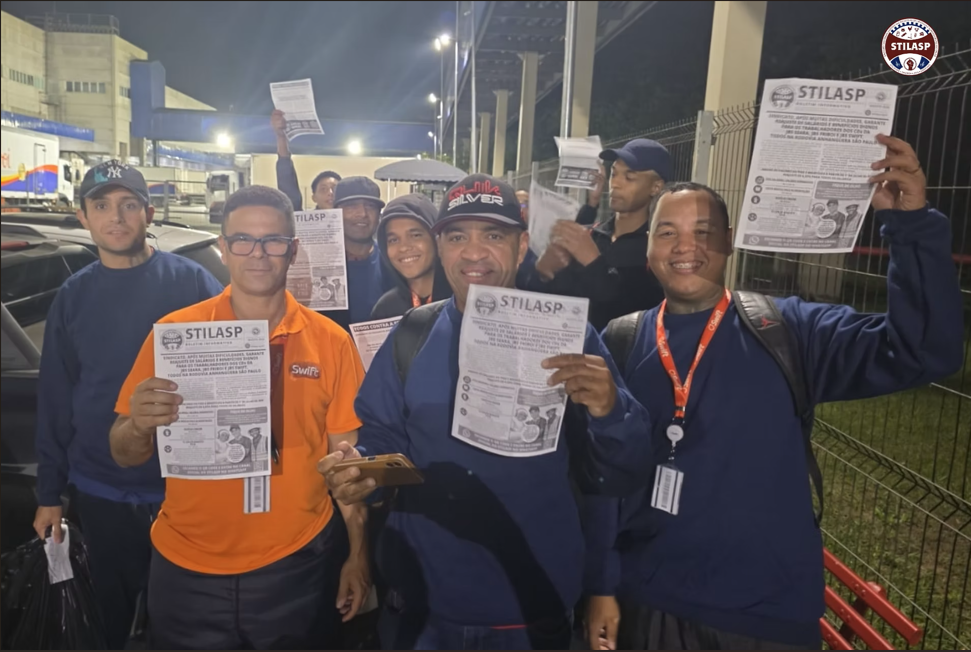 STILASP percorre fábricas da JBS em São Paulo para entregar boletim sobre fechamento do Acordo Coletivo
