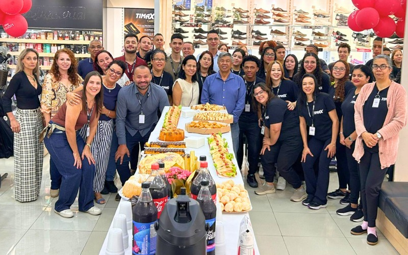 Sincomerciários prestigia celebração de um ano da loja 35 da Timax em Jundiaí