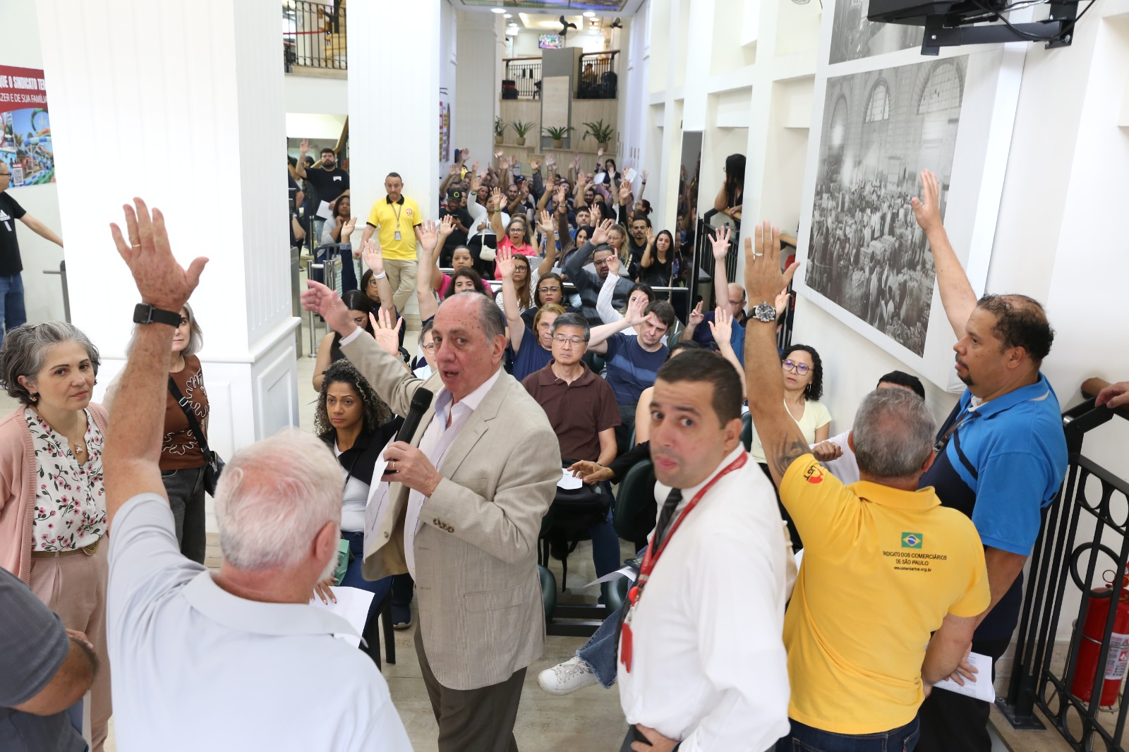 Sindicato dos Comerciários realiza assembleia com demitidos das Casas Bahia demitidos no início de agosto de 2026