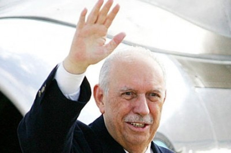 ADEUS A UM GRANDE HOMEM DA POLÍTICA NACIONAL
