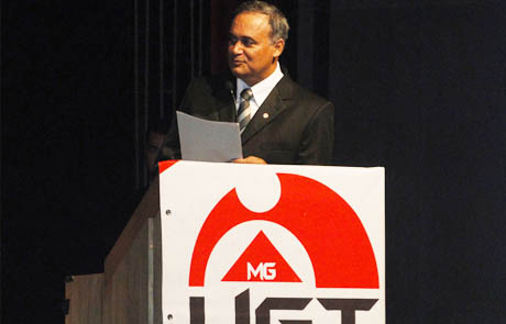 Ademir Camilo condena veto no projeto que #regulamenta a profissão de comerciário