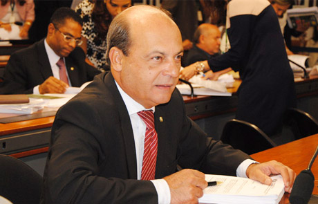 Aposentadoria especial para garçons poderá ser votada em agosto
