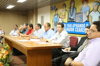 Comerciários mobilizados em defesa do domingo livre.