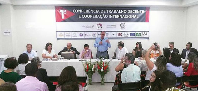 Contra trabalho escravo, por trabalho mais decente, UGT recebe representantes de governo e sindicalistas internacionais