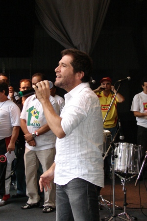 Daniel abre a festa do trabalhador no 1º de Maio unificado
