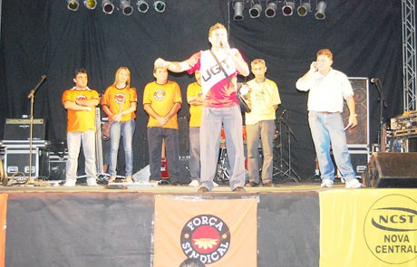 Homenagem às mães e trabalhadores levanta# bandeira de lutas da UGT e demais sindicalistas