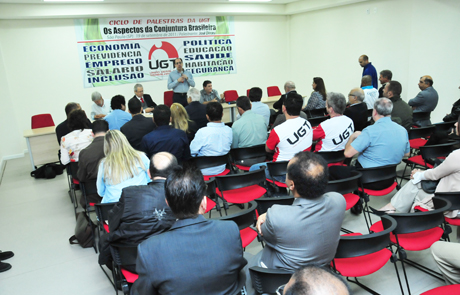 José Dirceu faz palestra na sede da UGT em São Paulo