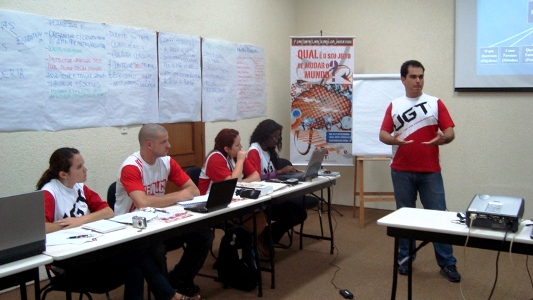 Jovens da UGT se reúnem no 2º Encontro Nacional da Juventude.