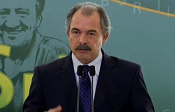 MEC tem novo Ministro