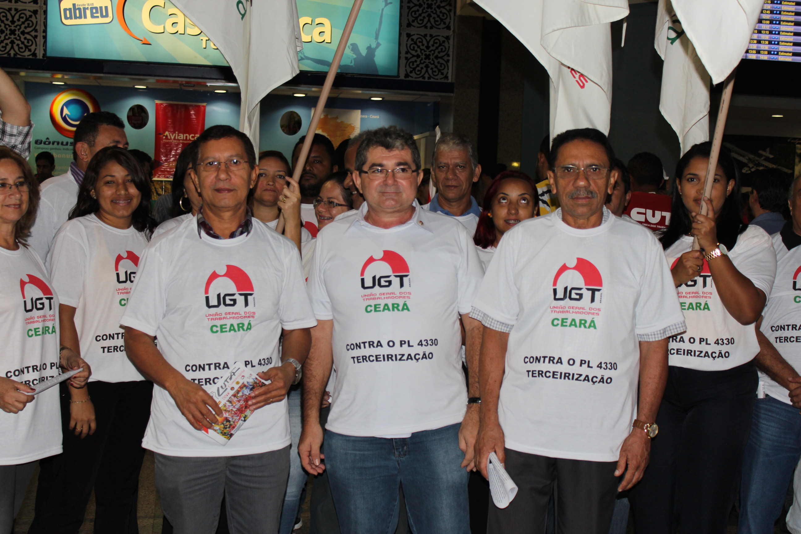 MOBILIZAÇÃO CONTRA O PL 4330