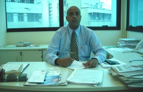 Motoristas de ambulância ganham apoio da UGT para reconhecimento da categoria