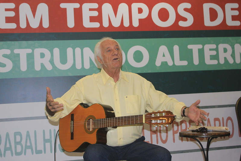 No mesmo dia perdemos Gal Costa e Rolando Boldrin, nosso eterno Sr. Brasil
