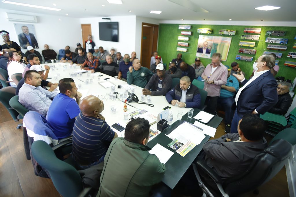 Novos diretores à frente das secretarias de Assuntos Jurídicos e de Formação em Cultura Sindmotoristas