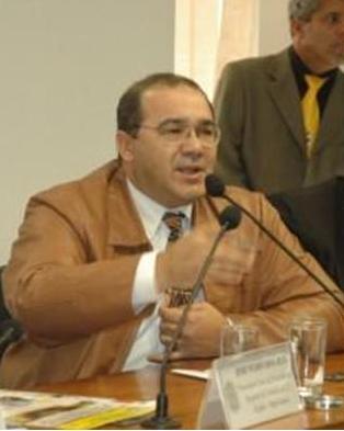 OPINIÃO DA ESTADUAL: Resistir à crise para proteger os trabalhadores
