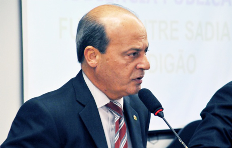 Santiago é o novo presidente da Comissão de Trabalho