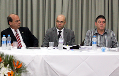 Seminário discute a regulamentação da terceirização no mercado de trabalho