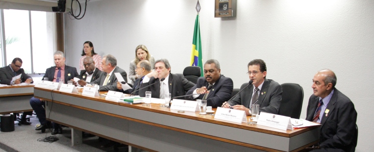 Servidores públicos pedem regularização de convenção da OIT