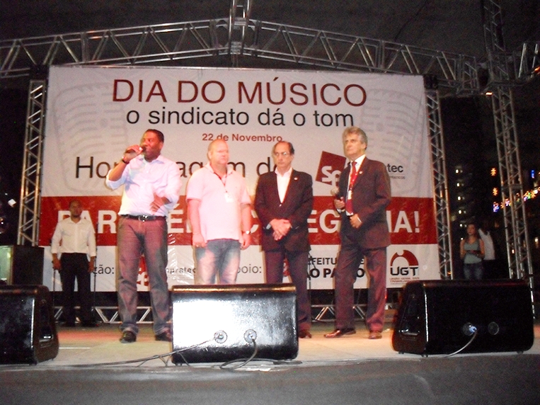 Simpratec e UGT homenageiam dia do músico com mega show
