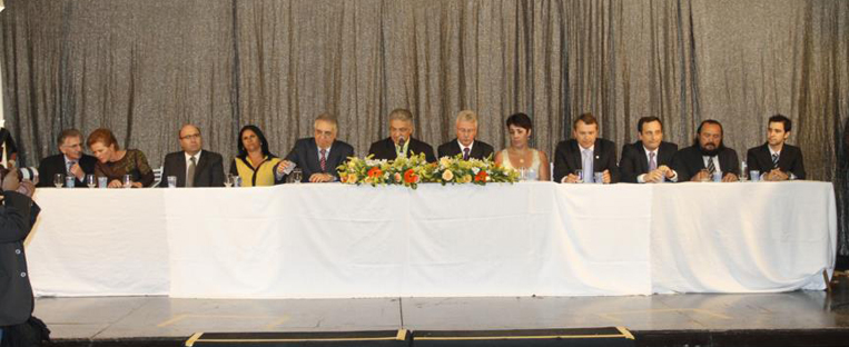 Sinsaúde homenageia os profissionais da saúde
