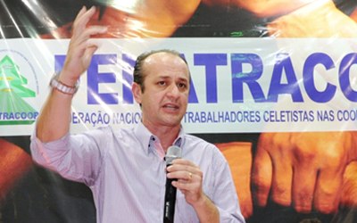 Trabalhadores cooperativistas em estado de greve no Paraná