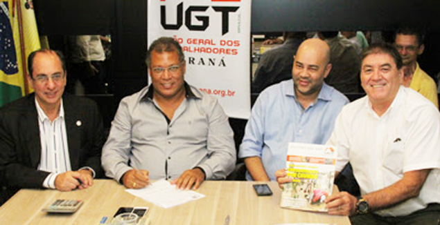 Trabalhadores de asseio de Curitiba na UGT