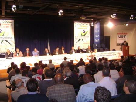 UGT-CE participa do seminário dos 100 anos de história do sindicalismo no Brasil.