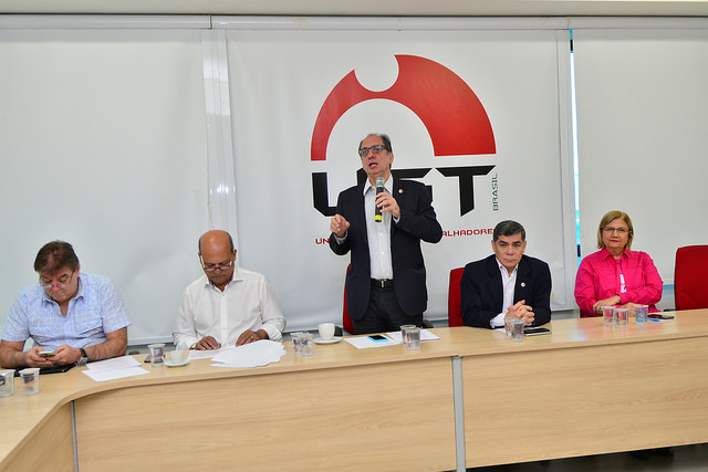UGT promove debate sobre PEC 241