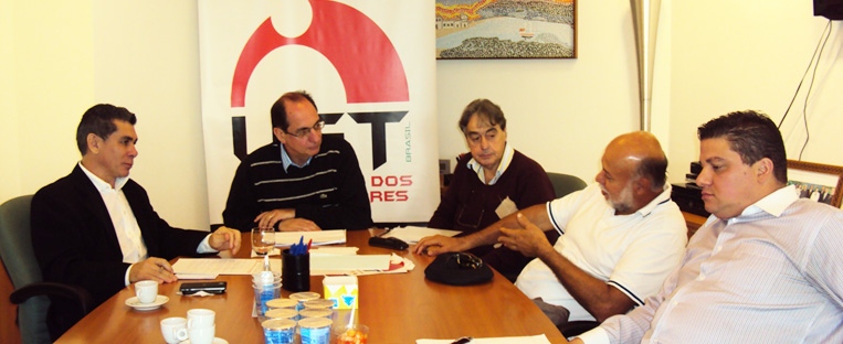 UGT recebe Elio Neves presidente da Feraesp