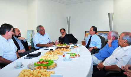UGT recebe visita do economista Paulo Rabello de Castro