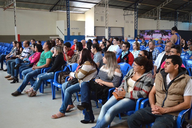 Foto_3_comerciarios.jpg